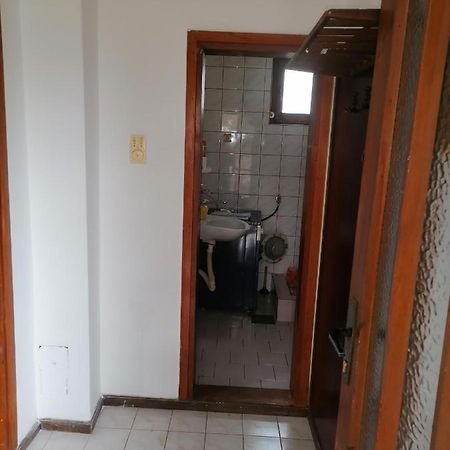 Apartmán Stan Sremska Mitrovica Exteriér fotografie